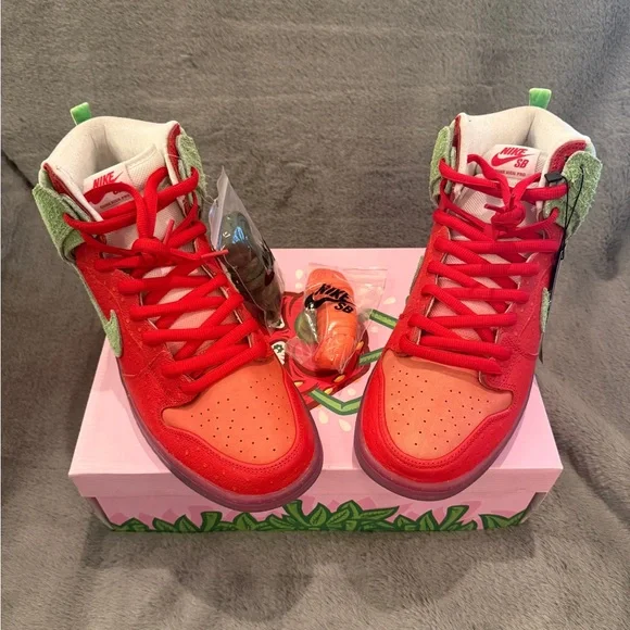 Nike SB Dunk High Strawberry Cough (Special Box) CE7093-600 OG All 13M New DS - Picture 11 of 15